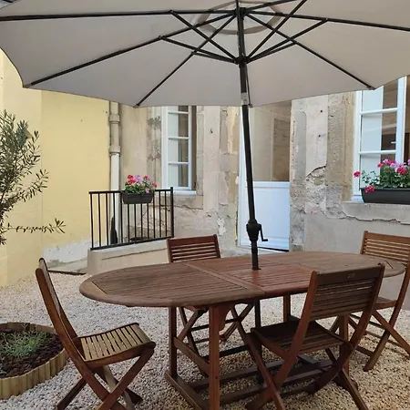 Le Jardin Secret Conciergeriedamecarcas * Carcassonne